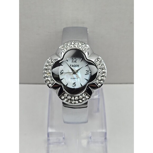 Yaqin Clover Crystal Bangle Watch Silver MOP Dial Quartz New Battery Ladies Gift - Picture 1 of 10
